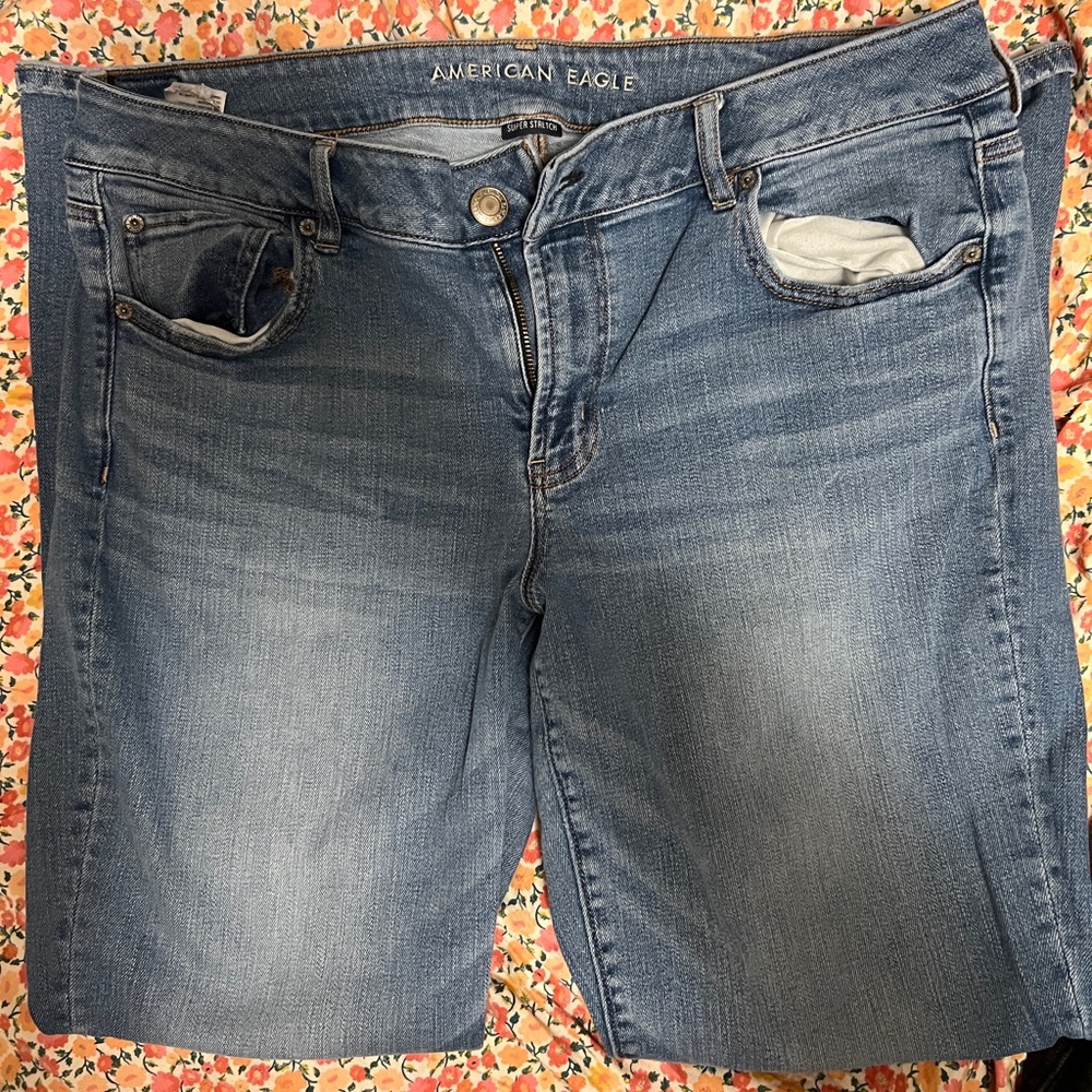 NWOT aeo favorite boyfriend jeans size 18